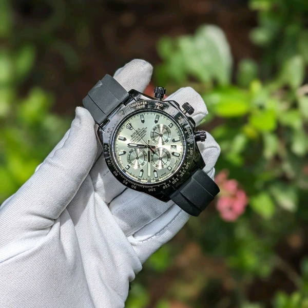 Analog Quartz Movement Collection With High Quality Strap Best finishing Body & Case