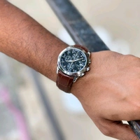 Analog Quartz Movement Top Quality Watch With High Quality Strap Best finishing Body & Case