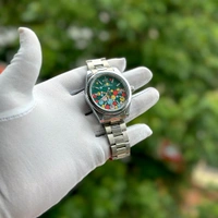 Analog Quartz Movement Top Quality Watch With High Quality Strap Best finishing Body & Case