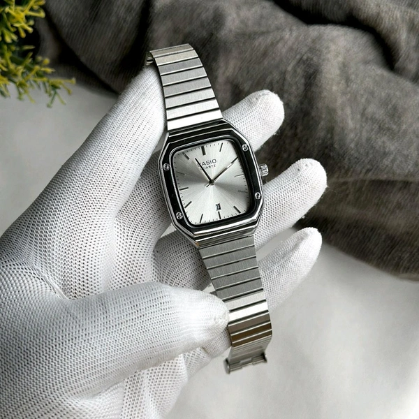 Analog Quartz Movement Watch Best Quality Collection With High Quality Silicon Strap