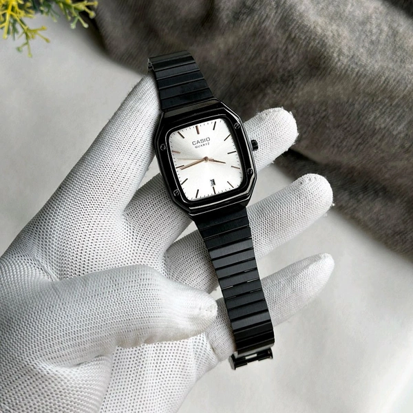 Analog Quartz Movement Watch Best Quality Collection With High Quality Silicon Strap