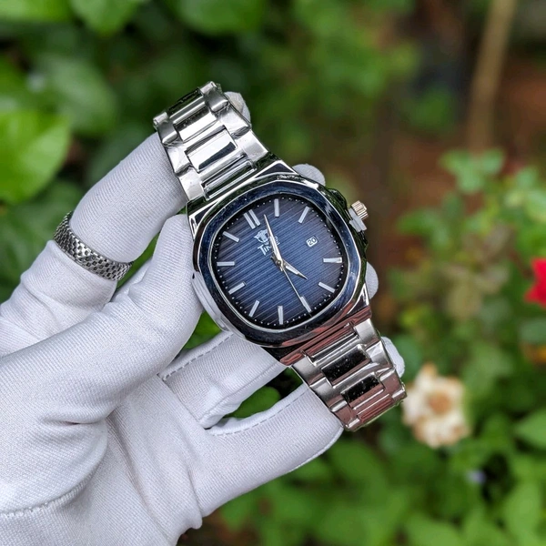 Analog Quartz Movement Watch Budget With High Quality Strap Best finishing Body & Case