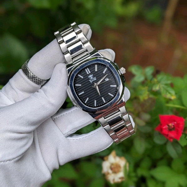 Analog Quartz Movement Watch Budget With High Quality Strap Best finishing Body & Case