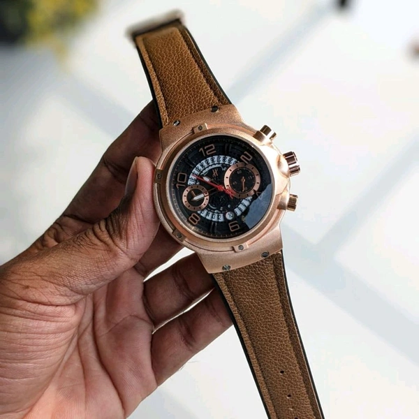 Analog Quartz Movement Watch With High Quality Strap Best finishing Body & Case