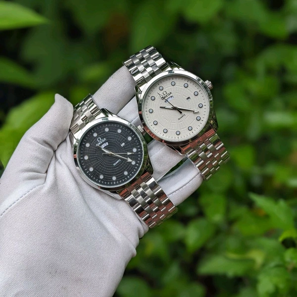 Analog Quartz Movement Watch With High Quality Strap Best finishing Body & Case - Black