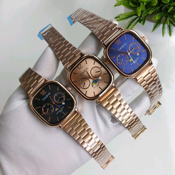 Analog Quartz Movement Watch With High Quality Strap Best finishing Body & Case