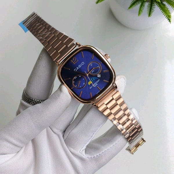 Analog Quartz Movement Watch With High Quality Strap Best finishing Body & Case