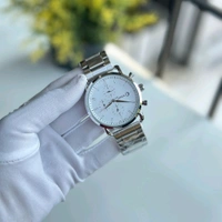 Analog Quartz Movement Watch With High Quality Strap Best finishing Body & Case - White