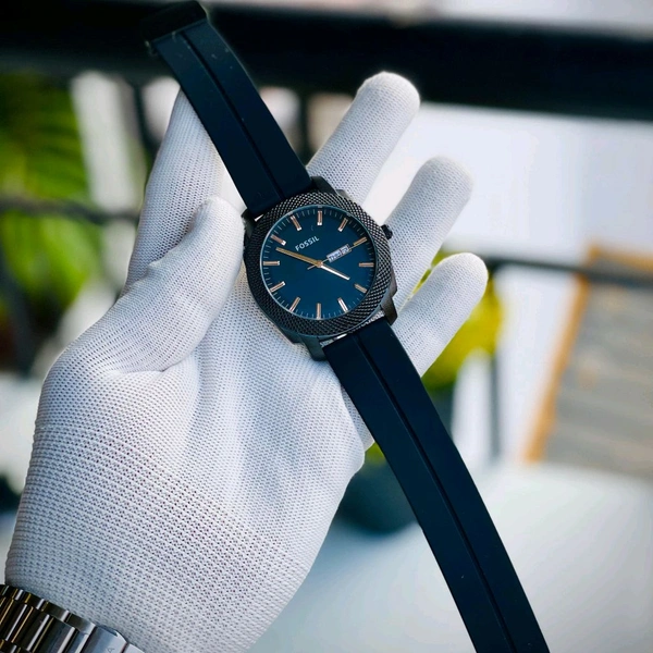 Analog Quartz Movement Watch With High Quality Strap Best finishing Body & Case - Black