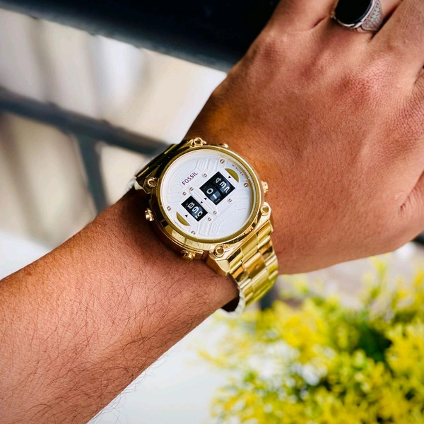 Analog Quartz Movement Watch With High Quality Strap Best finishing Body & Case