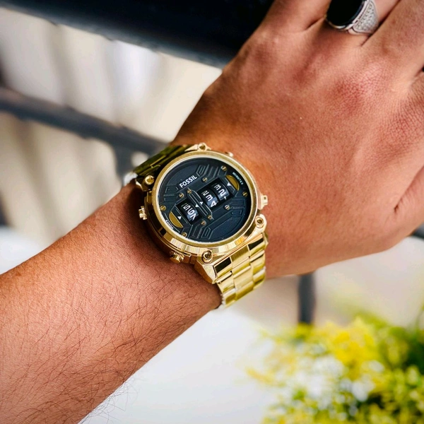 Analog Quartz Movement Watch With High Quality Strap Best finishing Body & Case