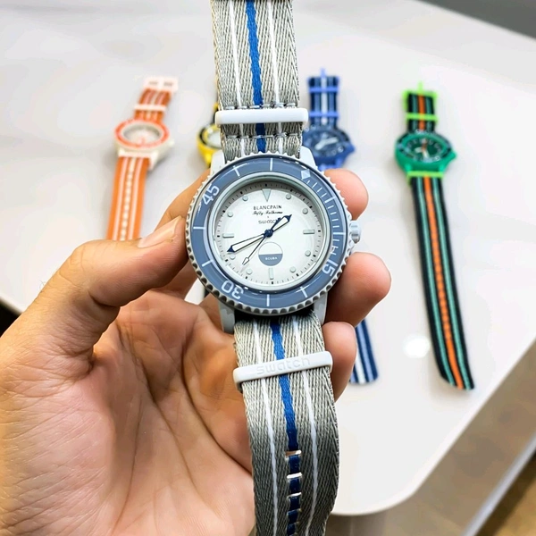 Analog SO35B400 Limited Edition High Quality Quartz Movement Watch With Rotating Bezel