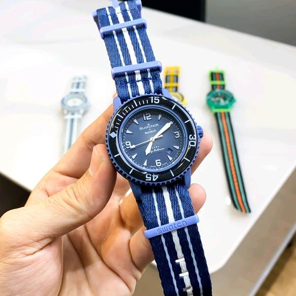 Analog SO35B400 Limited Edition High Quality Quartz Movement Watch With Rotating Bezel