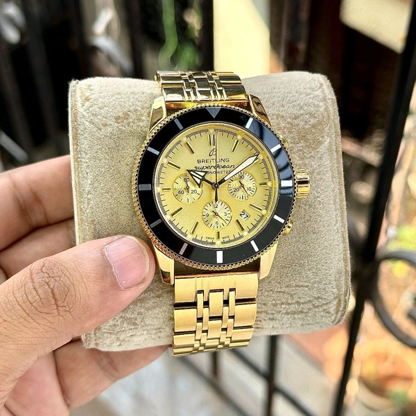 Analog Super Chronomat B01 44 Heavy Quality Stop Watch Battery Operated Chronograph Machinery Watch - Gold