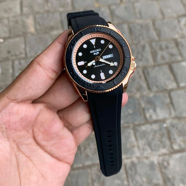 Analog Top Quality Quartz Movement Collection With High Quality Strap Best finishing Body & Case - Rose Gold