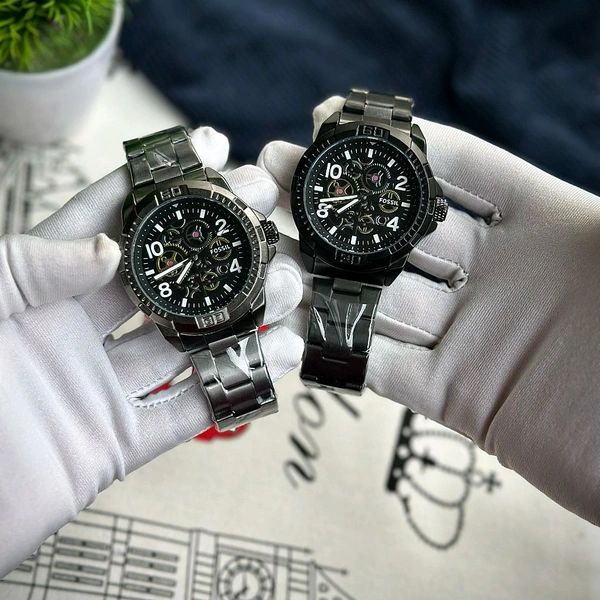 Analog Unique Quartz Movement Collection With High Quality Strap Best finishing Body & Case