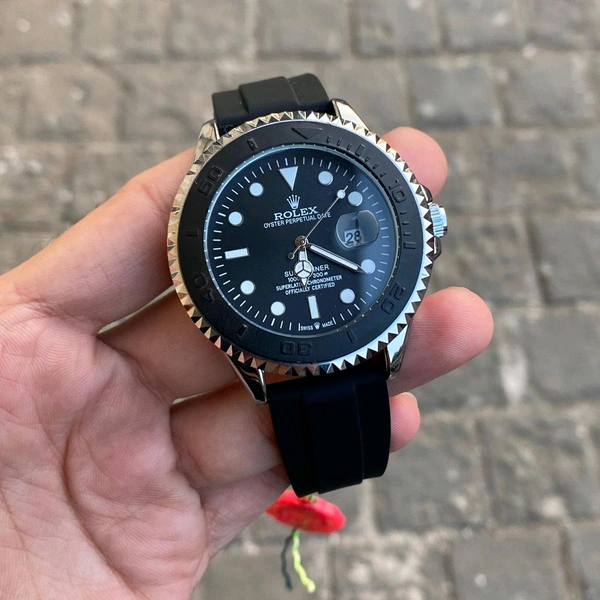 Analog Yacht Master High Quality Battery Optimized Machinery Watch With Black Rubber Strap