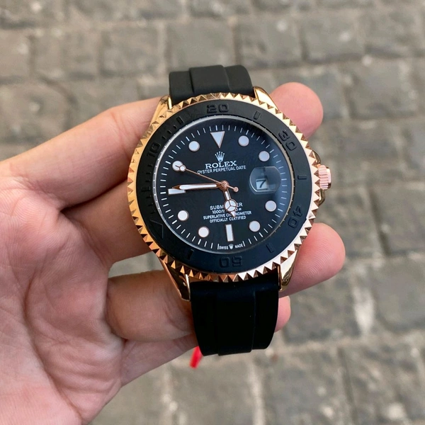 Analog Yacht Master High Quality Battery Optimized Machinery Watch With Black Rubber Strap