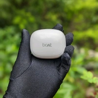 Bluetooth Truly Wireless In Ear Earbuds With Mic - White