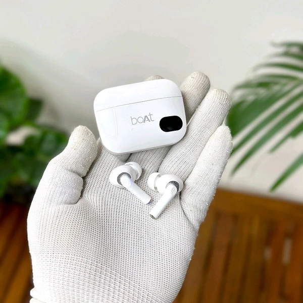 Bluetooth Truly Wireless In Ear Earbuds With Mic - White