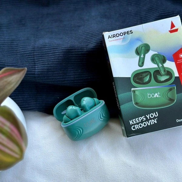 Bluetooth Truly Wireless In Ear Earbuds With Mic