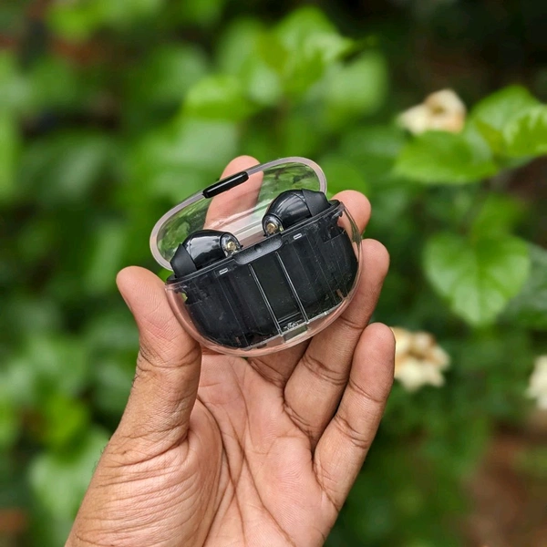 Bluetooth Truly Wireless In Ear Earbuds With Mic - Black