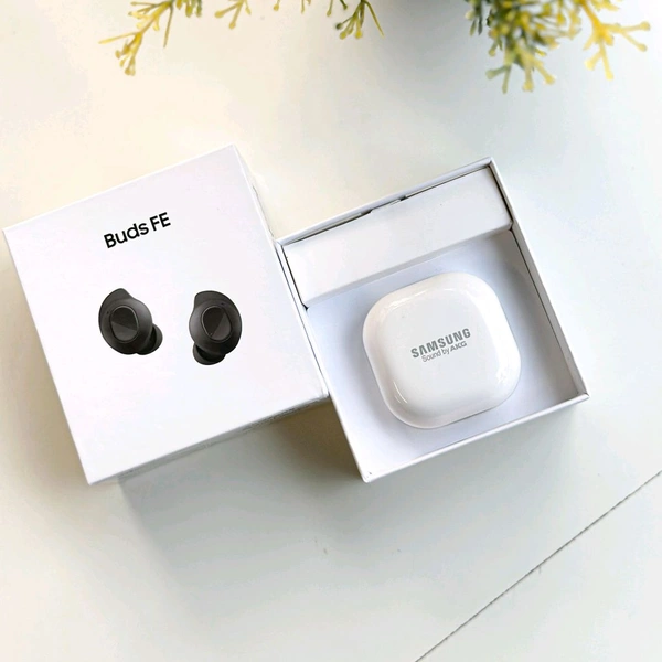 Buds Fe 2024 Wireless Charging Supporting Top Quality Collection, Bluetooth v5.0 Dual Connectivity - Black