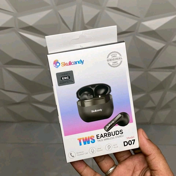 D07 Earbuds World Smallest Case Buds, Best Sound Quality, Hd Audio For Calling