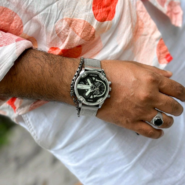 Delton Analog Quartz Movement Collection With High Quality Strap Best finishing Body & Case - Black