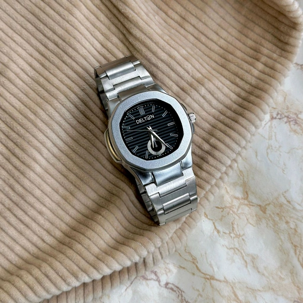 Delton Analog Quartz Movement Collection With High Quality Strap Best finishing Body & Case - Black