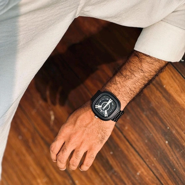 Delton Analog Quartz Movement Watch With High Quality Strap Best finishing Body & Case - Black