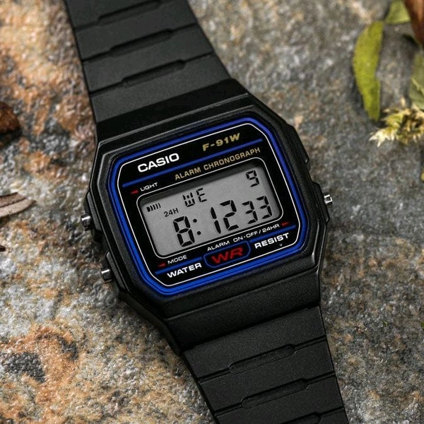 Digital Quartz Movement Watch With High Quality Strap Best finishing Body & Case