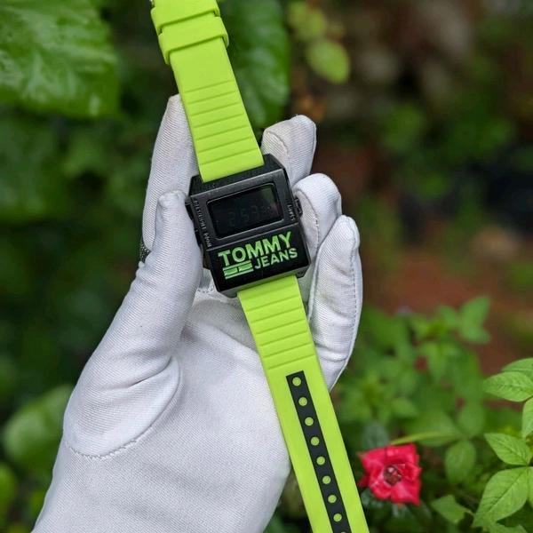 Digital Trending Best Quality Watch With High Quality Strap Best finishing Body & Case