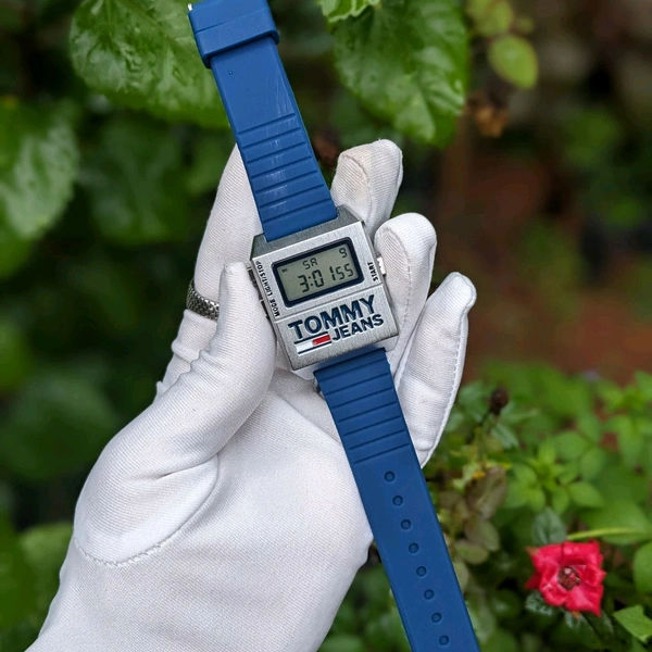 Digital Trending Best Quality Watch With High Quality Strap Best finishing Body & Case