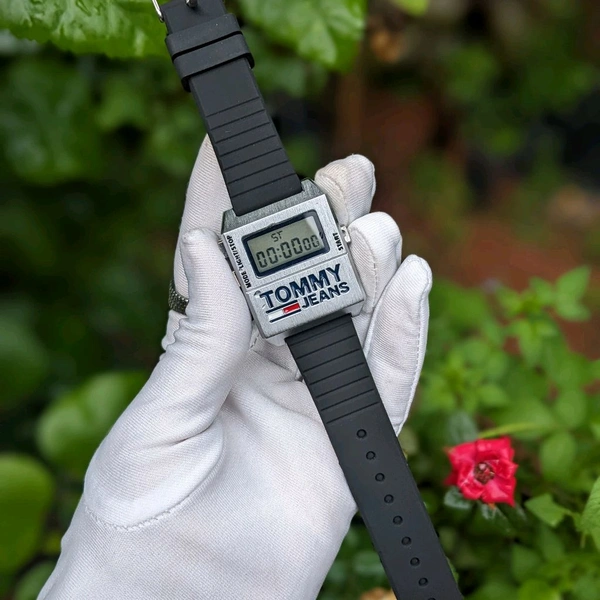 Digital Trending Best Quality Watch With High Quality Strap Best finishing Body & Case