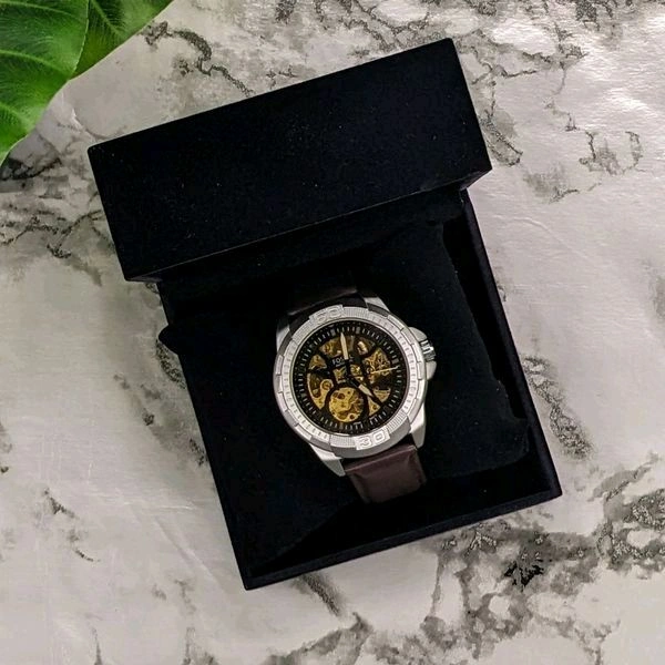 F0ssil Bronson Automatic Premium Collection, Performance Looks And Style For Everyday Companion.