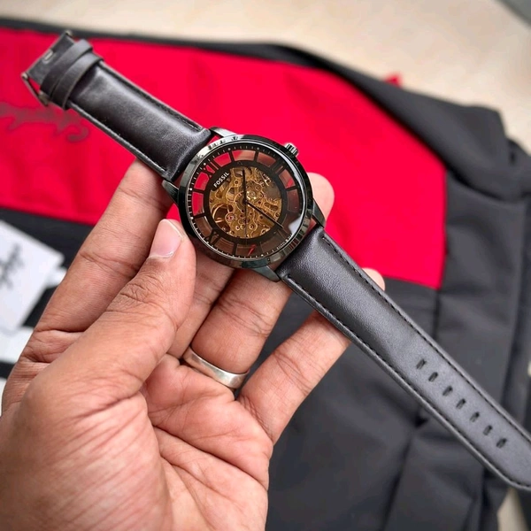 F0ssil Mechanical Chase Timer Automatic Premium Collection, Performance Looks And Style For Everyday Companion.