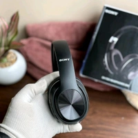 First Time In India 1:1 Master Replica High End Quality Headphone With Original Box Packaging (Pack Of 1)