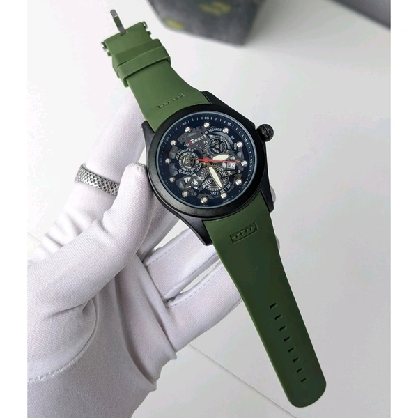 Forest Analog Quartz Movement Watch With High Quality Strap Best finishing Body & Case - Green