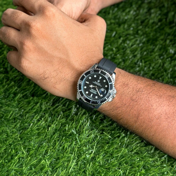 GMT Mater II Budget Premium Quartz Movement Collection With High Quality Strap Best finishing Body & Case - SRG4