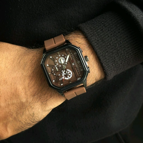 Hery1 Analog Quartz Movement Collection With High Quality Strap Best Finishing Body & Case