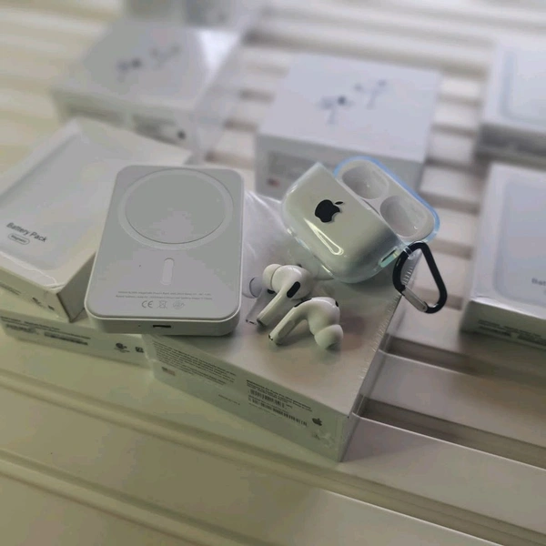 Magnetic Power Bank 5000mAh, Air Pods Pro 2 Premium Quality With Silicon Case Combo Offer