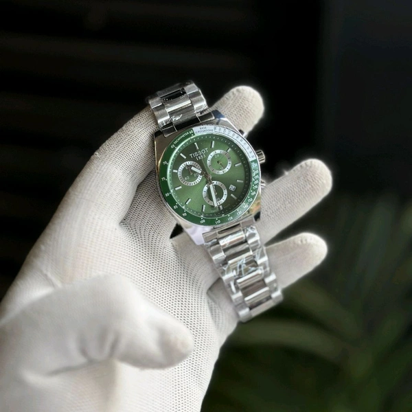 Most Demanded Analog Couturier Chronograph Quartz Movement High Quality Watch With High Quality Strap Best Finishing Body & Case