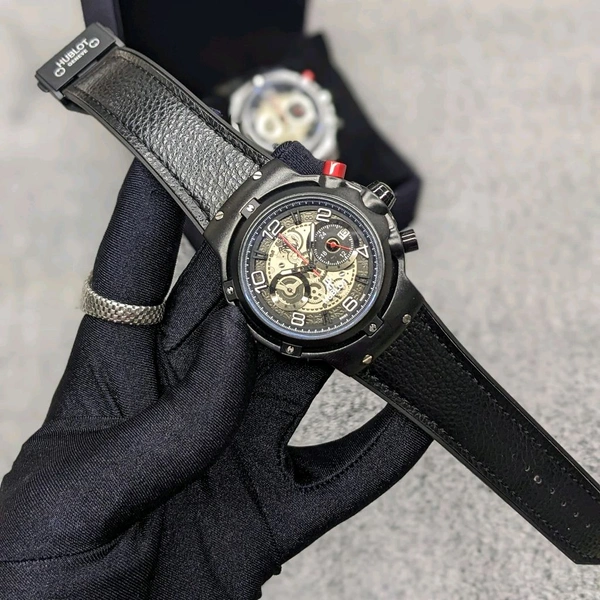 Most Demanded Analog Quartz Movement Watch With High Quality Strap Best finishing Body & Case - Black