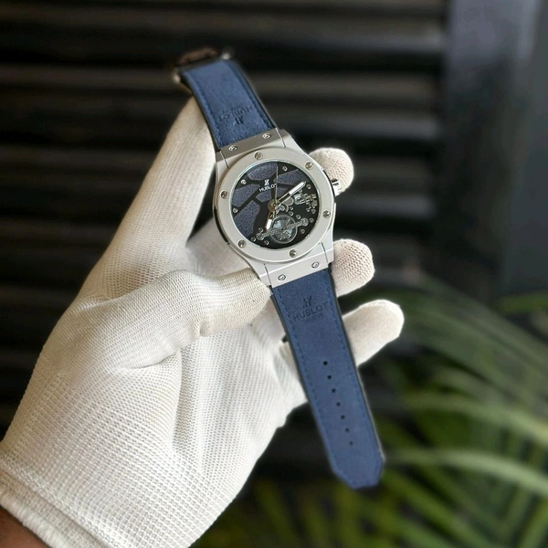 Most Demanded Analog Quartz Movement Watch With High Quality Strap Best finishing Body & Case