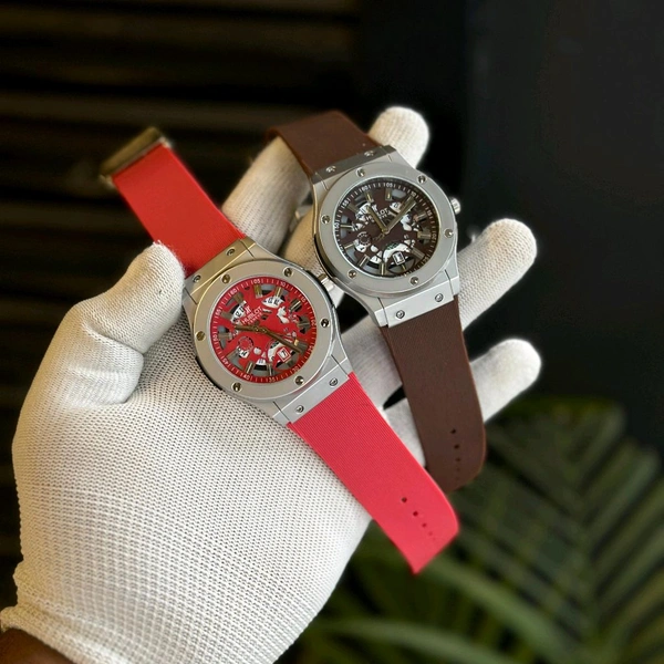 Most Demanded Analog Quartz Movement Watch With High Quality Strap Best finishing Body & Case