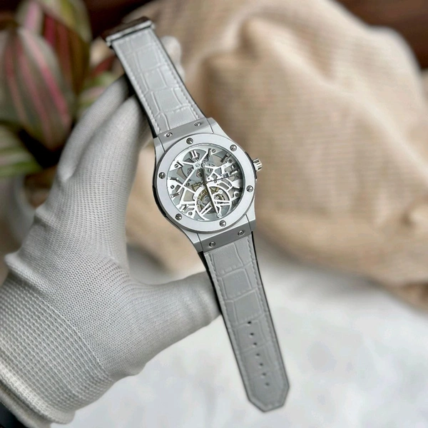 Most Demanded Budget Analog Quartz Movement Watch With High Quality Strap Best finishing Body & Case