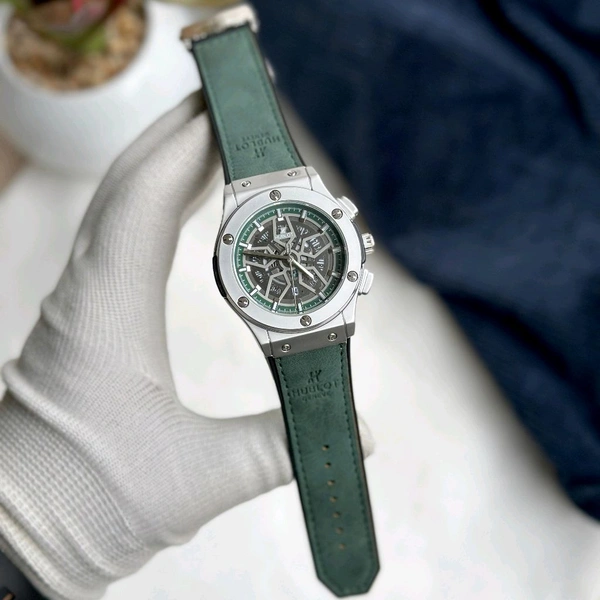 Most Demanded Budget Analog Quartz Movement Watch With High Quality Strap Best finishing Body & Case