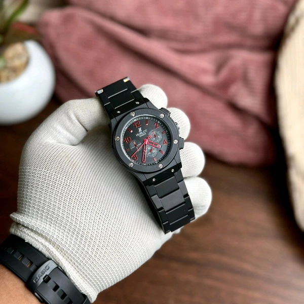 Most Demanded Budget Analog Quartz Movement Watch With High Quality Strap Best finishing Body & Case