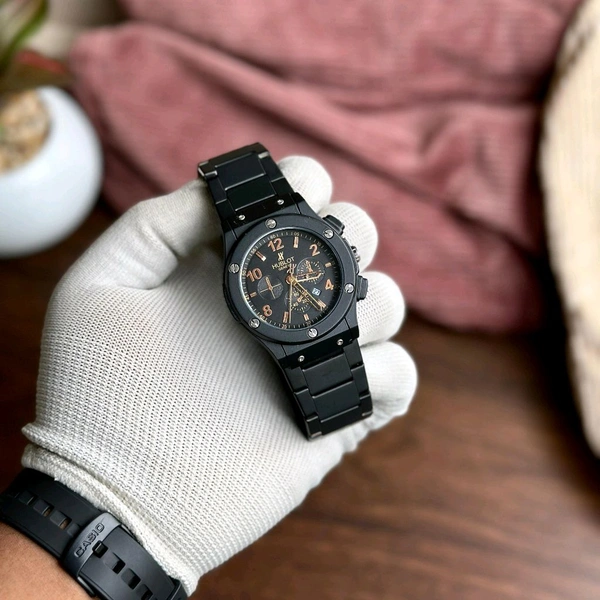 Most Demanded Budget Analog Quartz Movement Watch With High Quality Strap Best finishing Body & Case